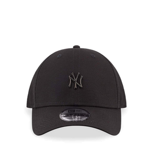 9FORTY New York Yankees Mini Metal Badge Unisex Caps - Black
