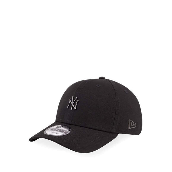 9FORTY New York Yankees Mini Metal Badge Unisex Caps - Black