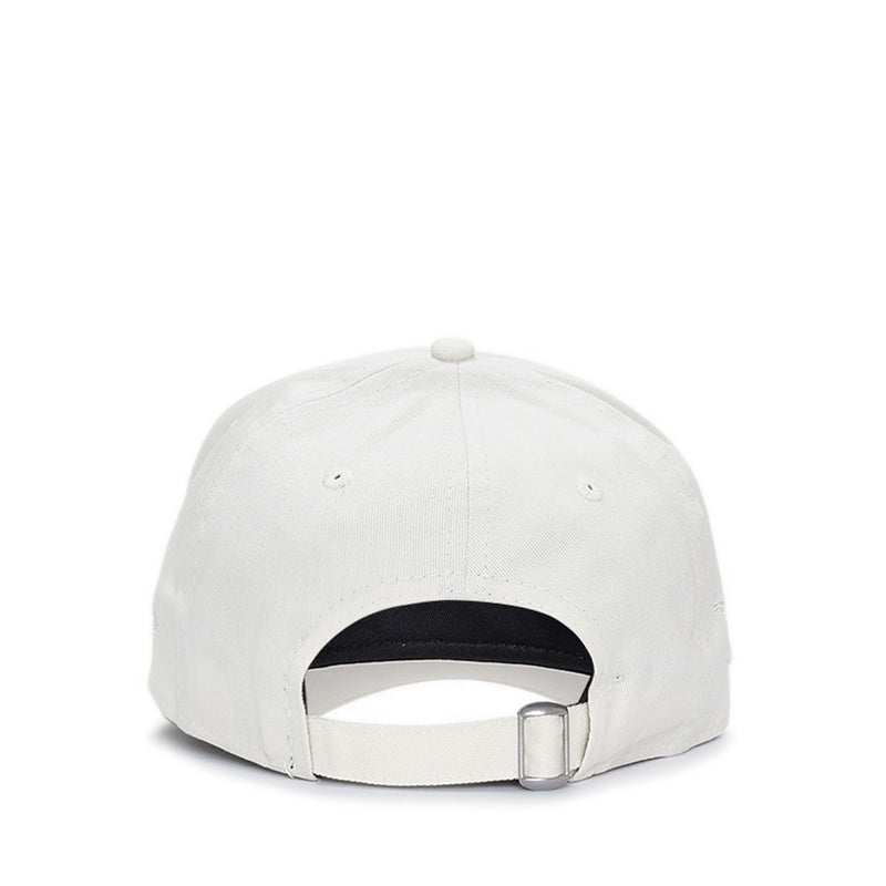 9FORTY A-Frame Damage Matt Badge New York Yankees Unisex Caps - Chrome White