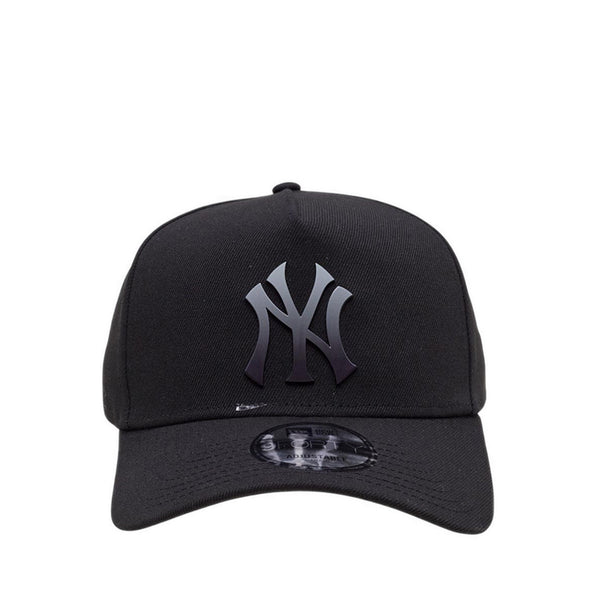 9FORTY A-Frame Gradient Metal Badge New York Yankees Men's Caps - Black