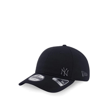 S9Twenty Metal Badge New York Yankees Women's Caps - Black