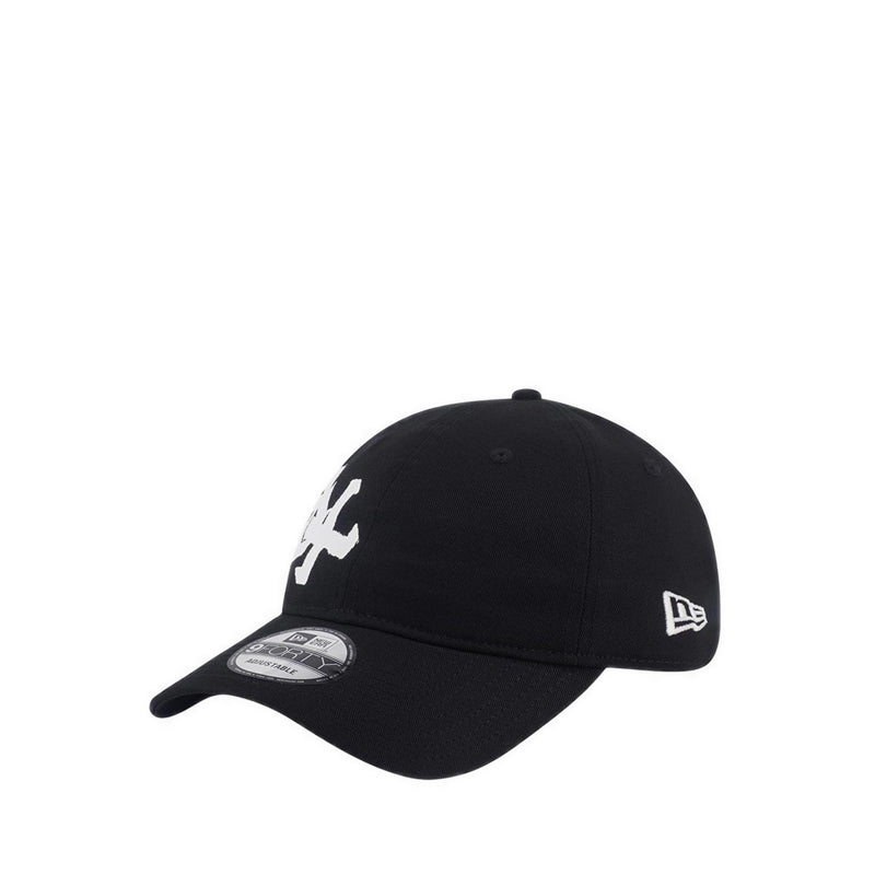 9FORTYUnst Spray Paint Chicago White Sox Men's Caps - Black