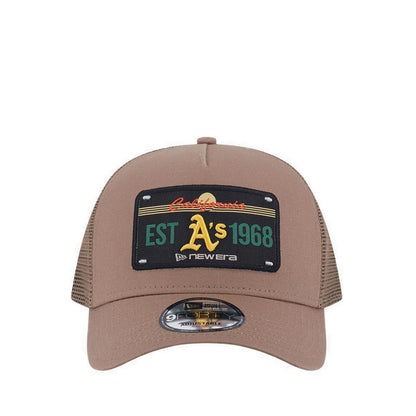 9FORTY A-Frame Trucker License Plate Oakland Athletics Men's Caps - Khaki