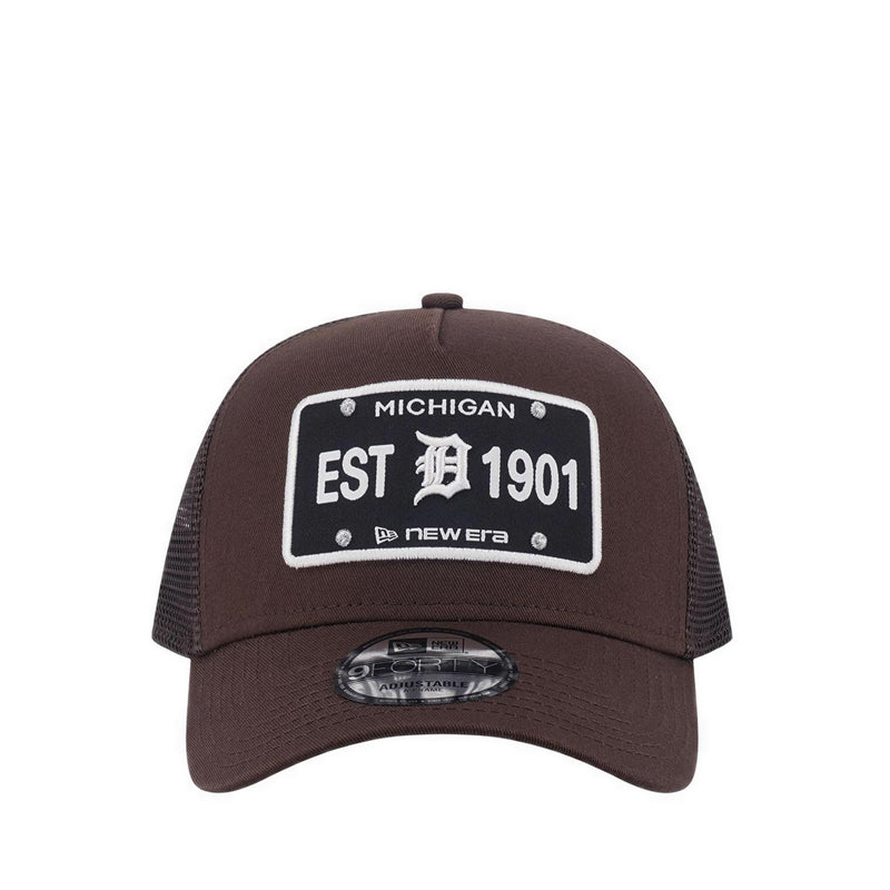 9FORTY A-Frame Trucker License Plate DeTruckeroit Tigers Men's Caps - Walnut