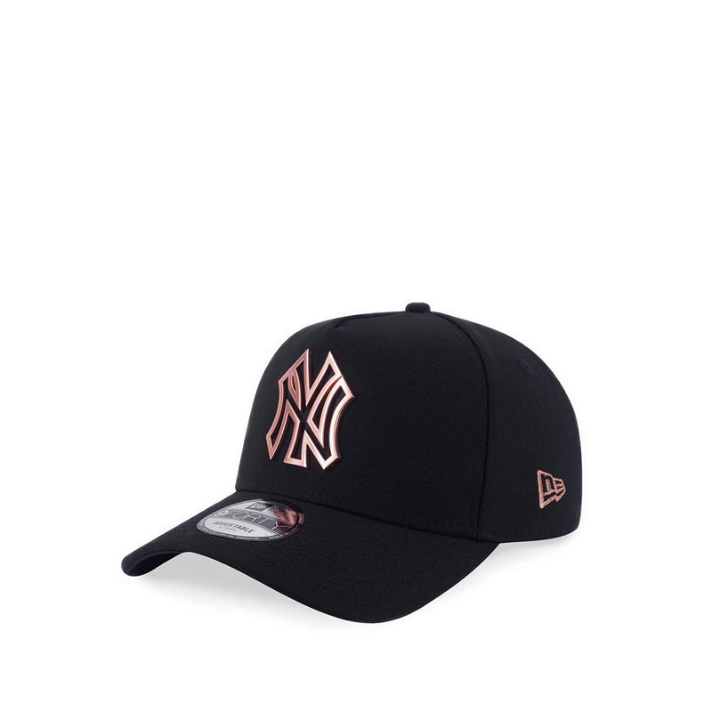 9Fortyaf Metal Badge New York Yankees Men's Caps - Black