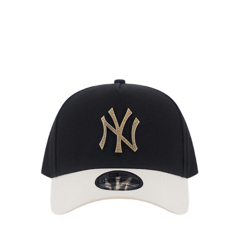 9FORTY A-Frame Hammered Metal Bagde New York Yankees Men's Caps - Black