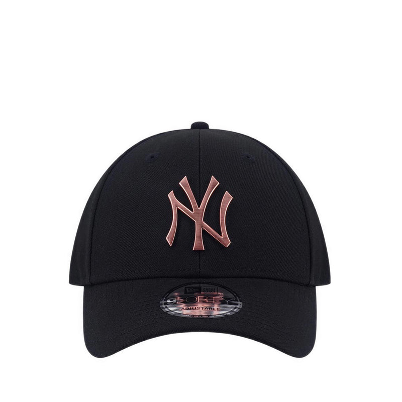 9Forty Metal Badge New York Yankees Men's Caps - Black