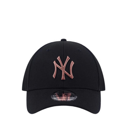 9Forty Metal Badge New York Yankees Men's Caps - Black