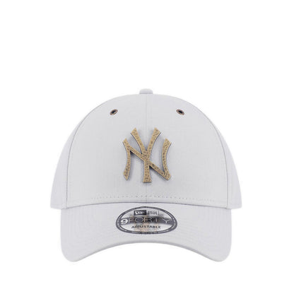 9FORTY Hammered Metal Bagde New York Yankees Men's Caps - Silver Snow