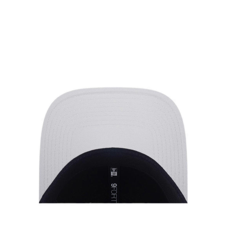 9FORTY Hammered Metal Bagde New York Yankees Men's Caps - Silver Snow