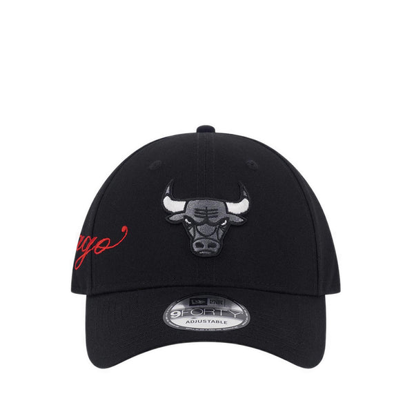 9FORTY Cross Panels Script Chicago Bulls Men's Caps - Black