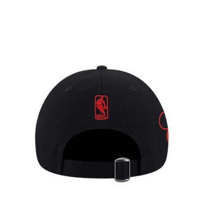 9FORTY Cross Panels Script Chicago Bulls Men's Caps - Black