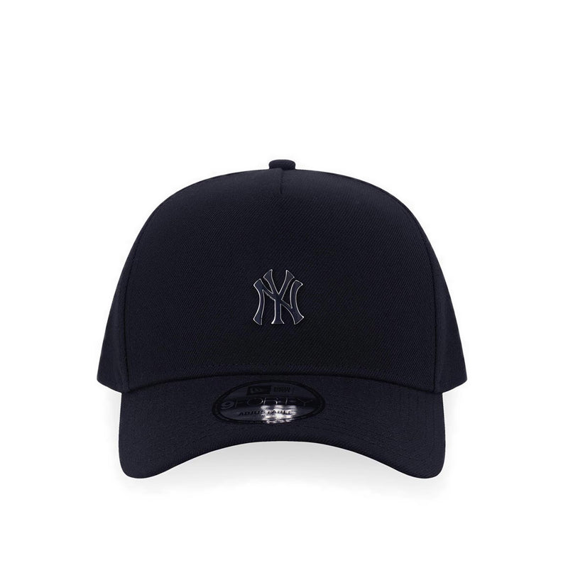 9Fortyaf Medium Metal Badge New York Yankees Men's Caps - Black