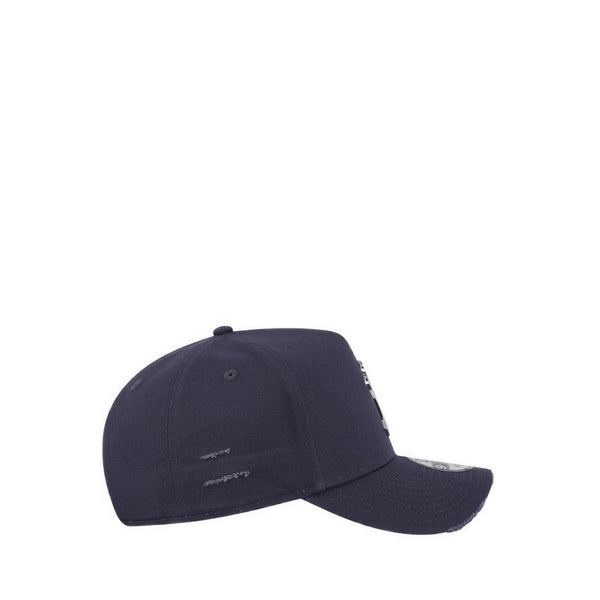 9Fortyaf Damage Metal Badge New York Yankees Men's Caps - Graphite