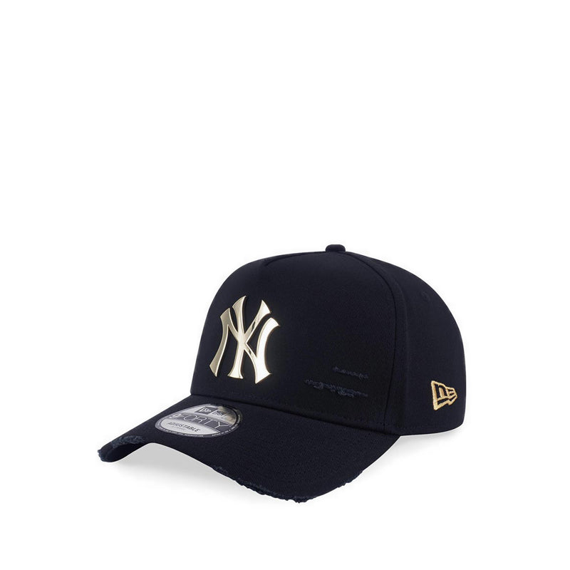 9Fortyaf Damage Metal Badge New York Yankees Men's Caps - Black