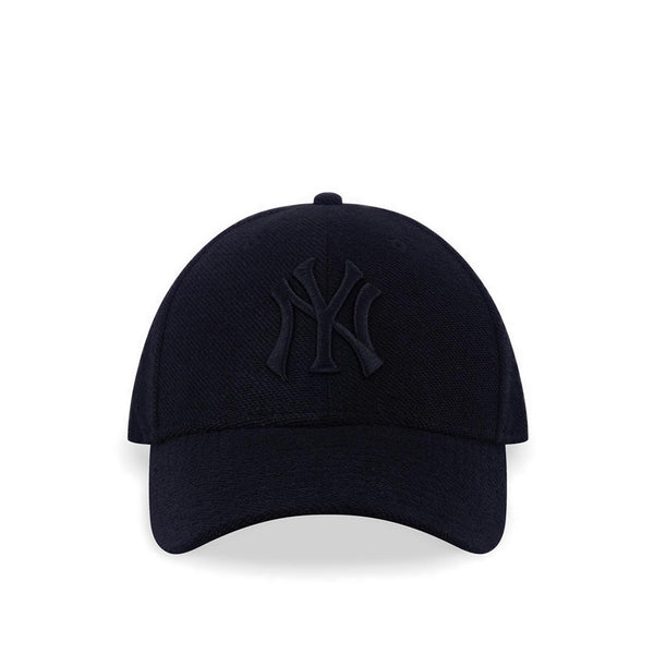 9Forty Washed New York Yankees Men's Caps - Black Denim