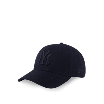 9Forty Washed New York Yankees Men's Caps - Black Denim