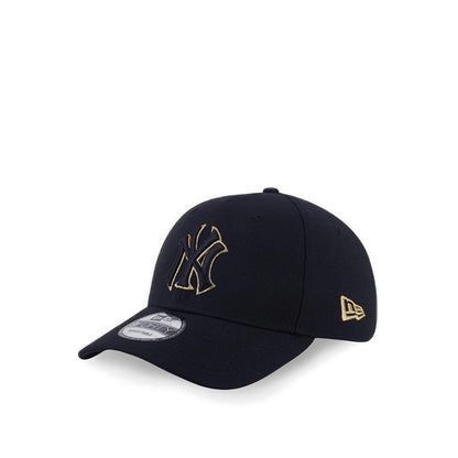 9Forty Outlined New York Yankees Men's Caps - Black