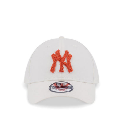 9Forty Chenille Logo New York Yankees Men's Caps - Chrome White