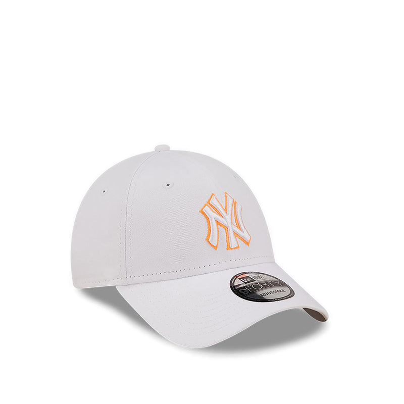 9FORTY Neon Outline New York Yankees Men's Caps - Optic White