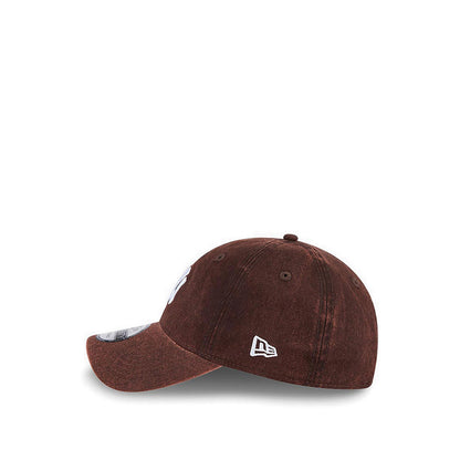 9Twenty Snow Wash New York Yankees Men's Caps - Burnt Wood